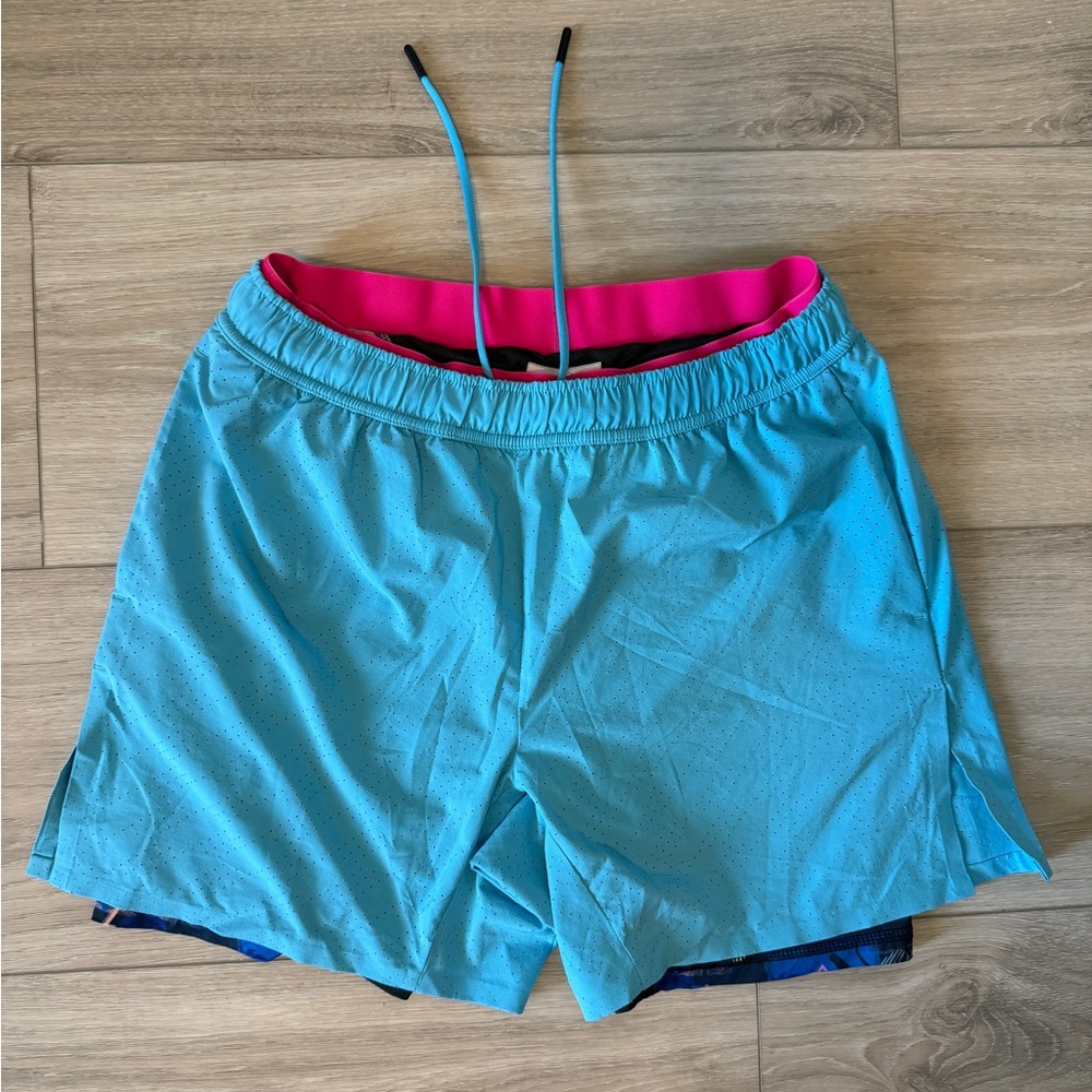 Chubbies Ultimate Training Shorts 5.5” inseam sz M